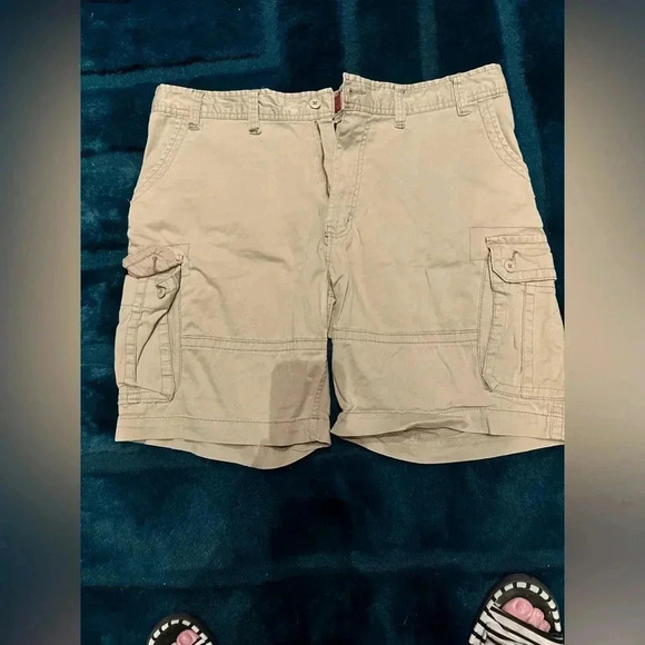 Foundation men’s cargo shorts size 46 - Picture 1 of 3